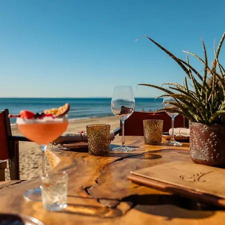 Beautiful Modern Διαμέρισμα Μαρμπέλλα