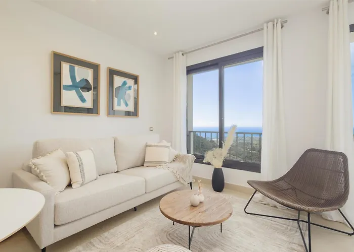 Beautiful Modern Apartament